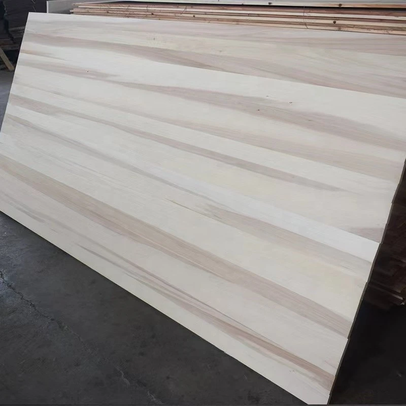 Placa din lemn de plop potrivita pentru mobilier